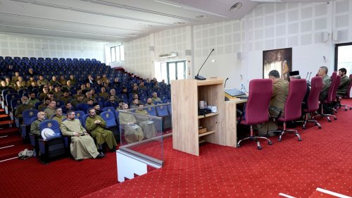 Continuă la Sibiu lucrările Convocării anuale a preoţilor militari