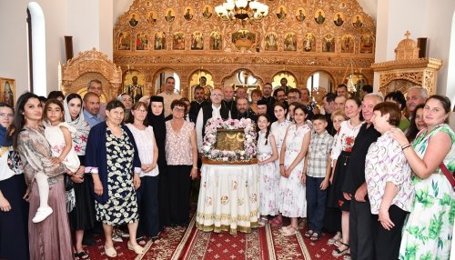 Procesiune cu o icoană istorică la Poiana Mărului