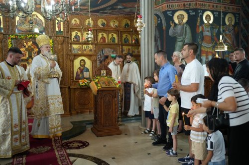 Popas de rugăciune la o parohie din Călărași