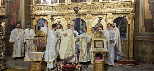 Hirotonie la Catedrala Arhiepiscopală din Târgoviște