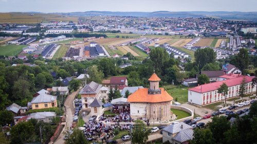 Mănăstirea „Sfântul Ilie” Șcheia și-a sărbătorit hramul prin Liturghie arhierească