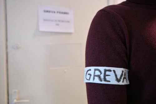 Primăriile vor fi închise timp de două ore