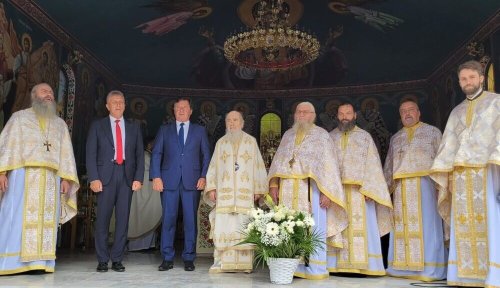 Popas de slujire și rugăciune la o mănăstire arădeană