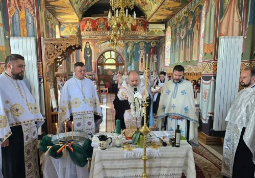 Binecuvântare arhierească pentru pruncul unei familii din județul Vaslui