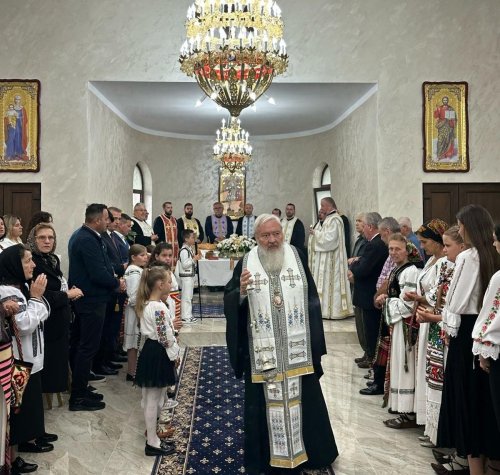 Sfințirea capelei mortuare din Mureșenii Bârgăului