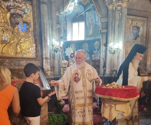 Episcopul Tulcii a slujit în insula Lesbos