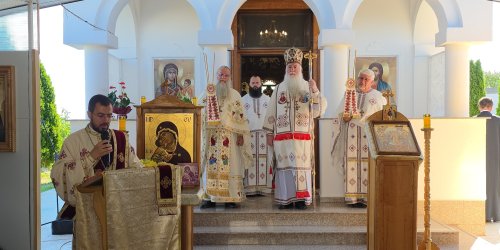 Popas de rugăciune la Mănăstirea Jiana din Mehedinți