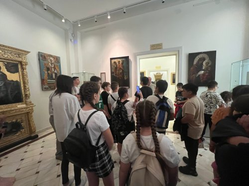 Activități cu tinerii la parohii brăilene