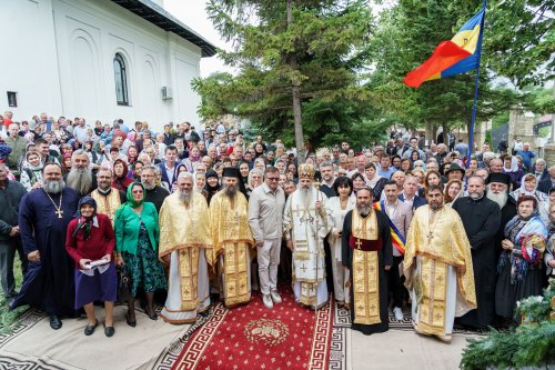 Biserica Parohiei Oneaga a fost resfințită