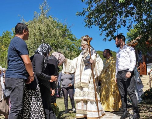 Popas de slujire la mănăstirea argeșeană Văleni
