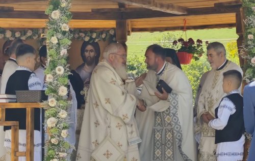 Parohia Petea, bilanțul unei misiuni încununate cu binecuvântare arhierească