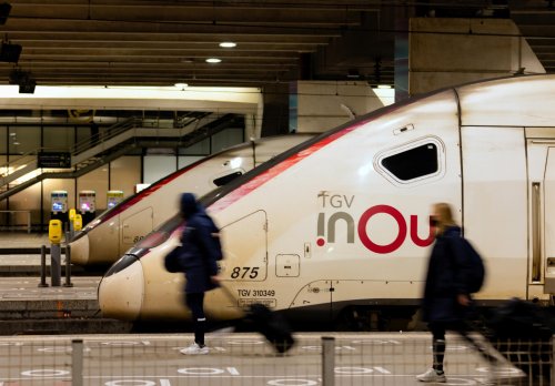 Călătoria cu trenul, mai scumpă decât cea cu avionul