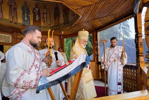 Rugăciune la început de an bisericesc la Mănăstirea Robaia