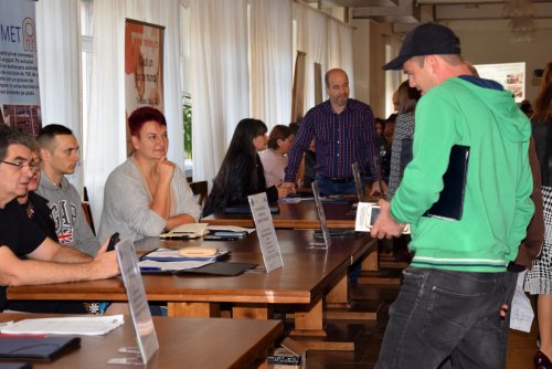 Bursă a locurilor de muncă pentru absolvenţi