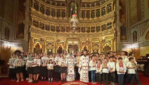 Grupul psaltic „Tronos Junior” la Catedrala Mitropolitană din Timișoara