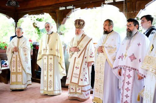 Hramul Mănăstirii „Înălțarea Sfintei Cruci”- Cășiel, judeţul Cluj