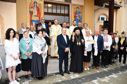 Parohia „Sfântul Ierarh Iosif cel Nou de la Partoș” din Reșița și-a sărbătorit ocrotitorul