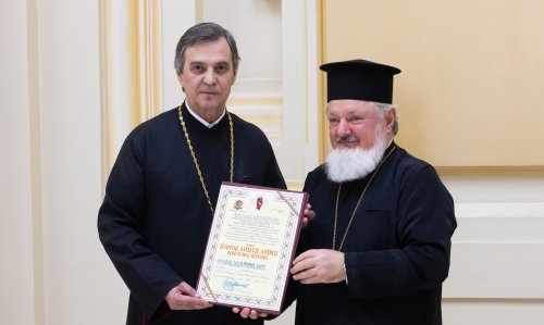 Distincție de vrednicie pentru un vechi ostenitor al Administrației Patriarhale