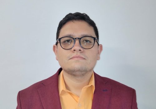 Liturghia și ora de Religie - două chipuri ale prezenței