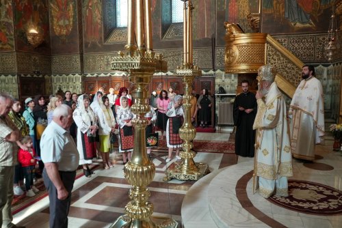 Slujire arhierească la Catedrala Arhiepiscopală din Galaţi