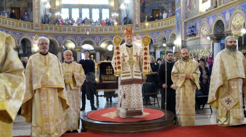 Liturghie arhierească în Catedrala Mitropolitană din Sibiu