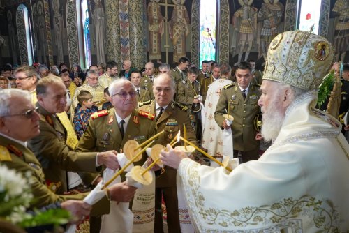 Sfinţirea picturii capelei militare „Sfinţii Martiri Brâncoveni” din Brăila