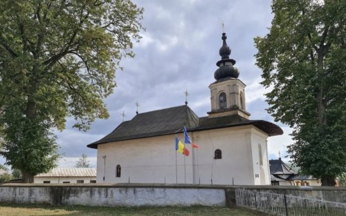 Întru cinstirea Sfintei Parascheva