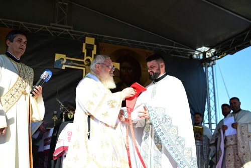 Resfințirea bisericii din Jichișu de Jos, judeţul Cluj