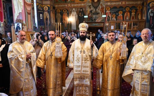 Slujirile ierarhilor hunedoreni în Duminica a 20‑a după Rusalii