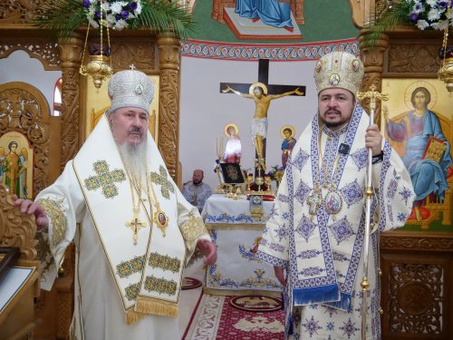 Înaltpreasfințitul Petru, Mitropolitul Basarabiei, sărbătorește 79 de ani