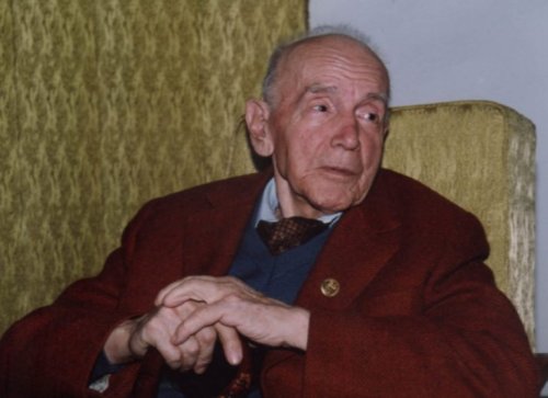 Un rafinat artist, creator și călător întors în meleagurile natale