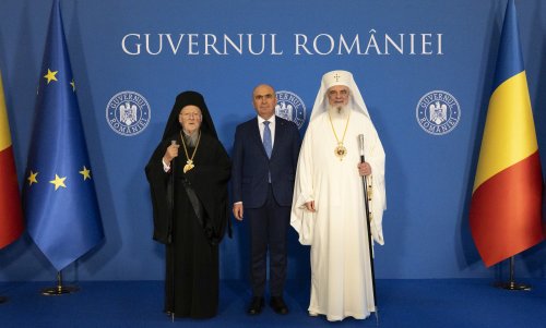 Patriarhul Ecumenic și Patriarhul Bisericii Ortodoxe Române, primiți la Guvernul României