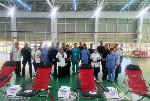 Voluntari și jandarmi mobilizați în sprijinul semenilor