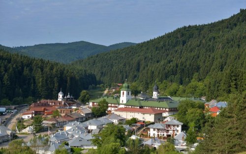  Agapia, loc al ospitalității și al întâlnirilor de suflet