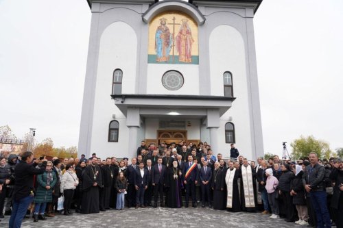 Sfințirea „catedralei” municipiului Moreni