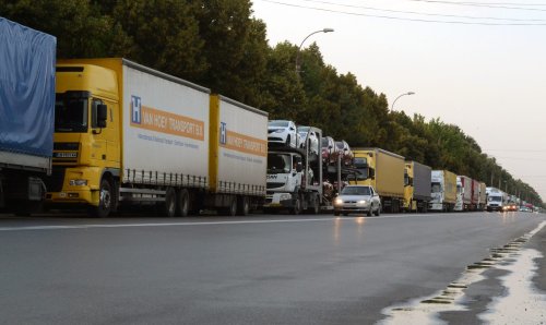 Deficit de șoferi de tir