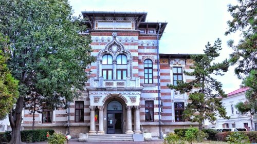 Expoziție dedicată reginei Maria la Constanța