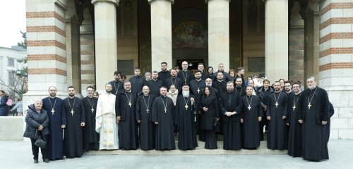 Mitropolitul Olteniei aniversat în catedrala din Craiova