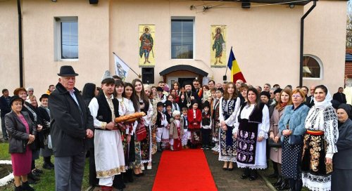 Înnoire și binecuvântare la Parohia Voislova din Caraș-Severin