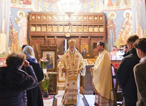 Popas de rugăciune la un schit din județul Argeș