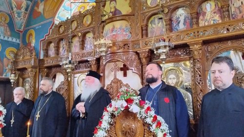 Vizită pastorală la Mănăstirea Sânandrei Colonie din Banat
