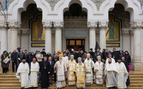 Cinstire adusă de credincioșii gălățeni Apostolului românilor