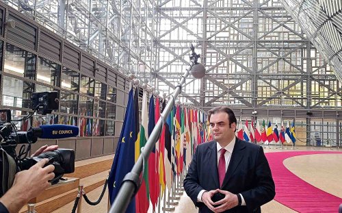 Un grec în fruntea Eurogrupului