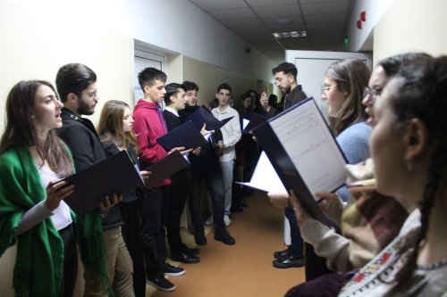 Nașterea Mântuitorului Hristos, vestită și la Institutul Clinic Fundeni din Capitală