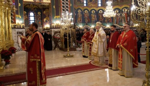 Slujire arhierească la catedrala din Arad