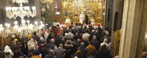 Slujba din noaptea trecerii dintre ani pe Colina Bucuriei