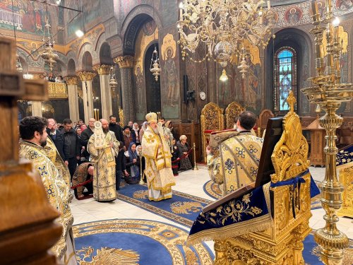 Duminica dinaintea Botezului Domnului la Catedrala Patriarhală din București
