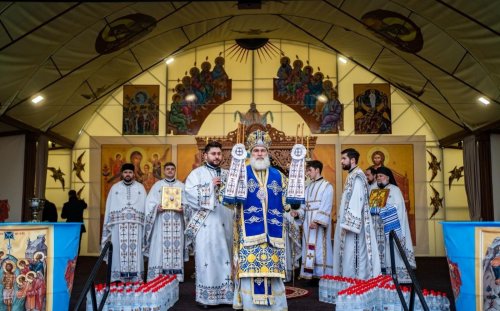 Zi de praznic împărătesc la catedrala din Roman