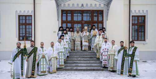 Sărbătorirea Sfântului Antipa de la Calapodești la catedrala din Roman