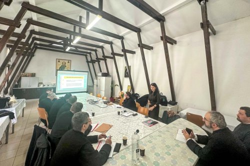 Atelier de formare pentru preoții ieșeni